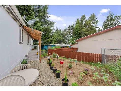 530 Village Pines Way Coos Bay OR 97420