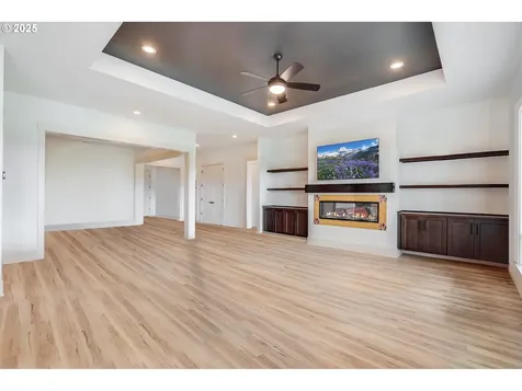 6020 SE Mcinnis Street Hillsboro OR 97123
