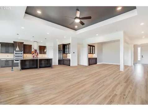 6020 SE Mcinnis Street Hillsboro OR 97123