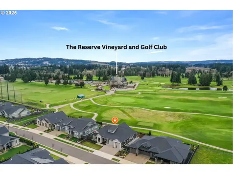 6020 SE Mcinnis Street Hillsboro OR 97123