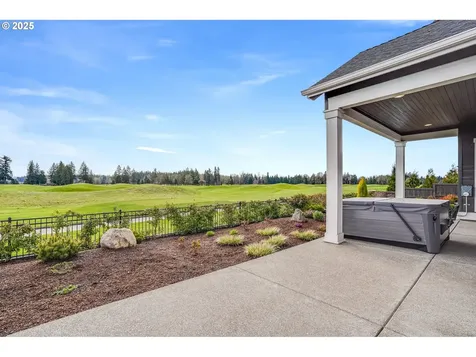 6020 SE Mcinnis Street Hillsboro OR 97123