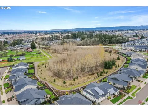 6020 SE Mcinnis Street Hillsboro OR 97123