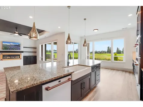 6020 SE Mcinnis Street Hillsboro OR 97123