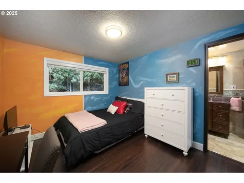 12442 SW 122nd Avenue Portland OR 97223