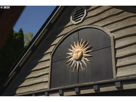 12442 SW 122nd Avenue Portland OR 97223