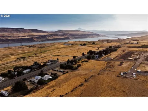 9257 State Route 14 Wishram WA 98673