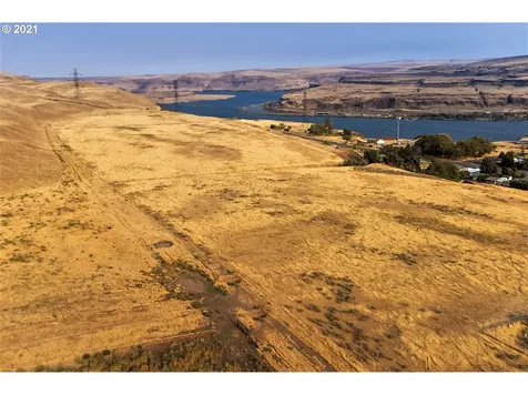 9257 State Route 14 Wishram WA 98673