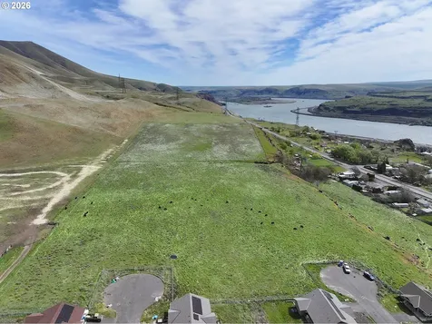 9257 State Route 14 Wishram WA 98673