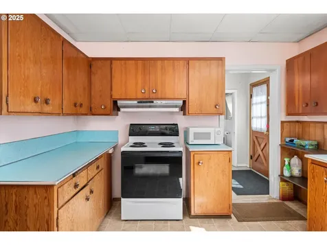 1741 Villard Street Eugene OR 97403