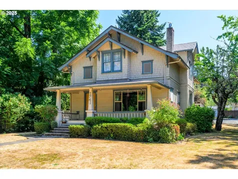 1741 Villard Street Eugene OR 97403