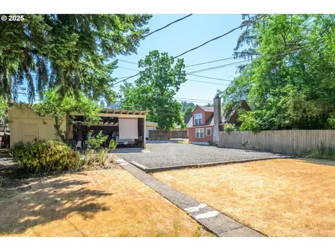 1741 Villard Street Eugene OR 97403