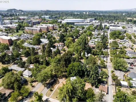 1741 Villard Street Eugene OR 97403
