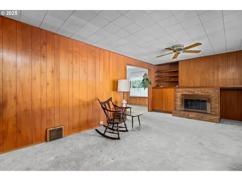 1741 Villard Street Eugene OR 97403