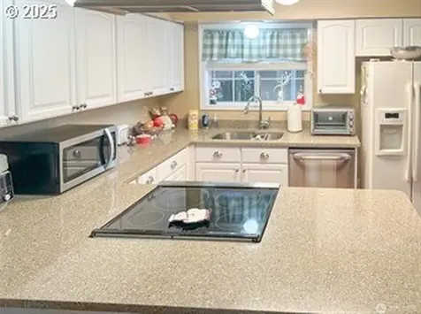 2425 Hickory Avenue Longview WA 98632
