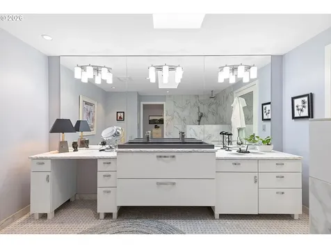 240 Greenridge Drive Lake Oswego OR 97035
