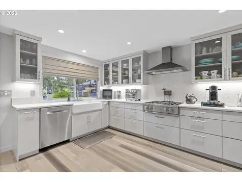240 Greenridge Drive Lake Oswego OR 97035