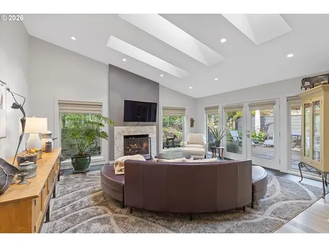 240 Greenridge Drive Lake Oswego OR 97035