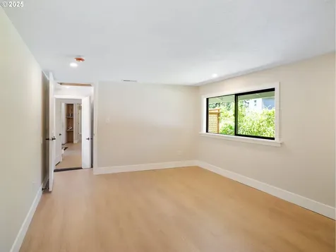 4123 SE 136th Avenue Portland OR 97236