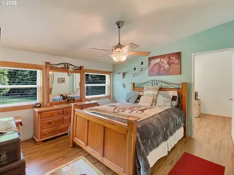 15609 S Fawn View Way Molalla OR 97038