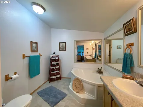 15609 S Fawn View Way Molalla OR 97038