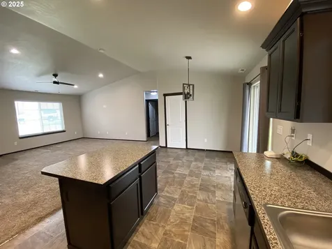 2512 Kite Place Umatilla OR 97882