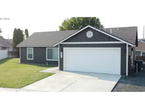 2512 Kite Place Umatilla OR 97882