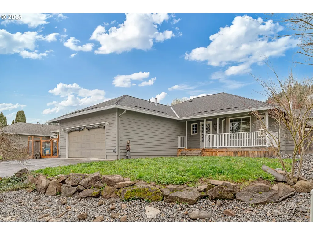 1613 N Q Street Washougal WA 98671