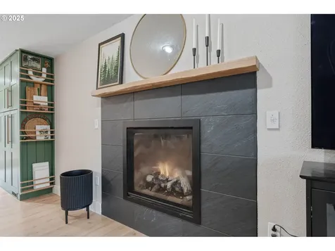 1613 N Q Street Washougal WA 98671