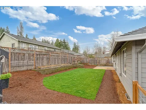 1613 N Q Street Washougal WA 98671