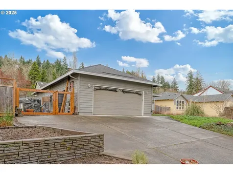 1613 N Q Street Washougal WA 98671