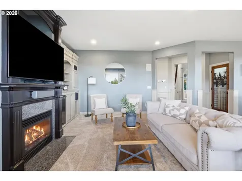 5237 NW Fernridge Drive Camas WA 98607