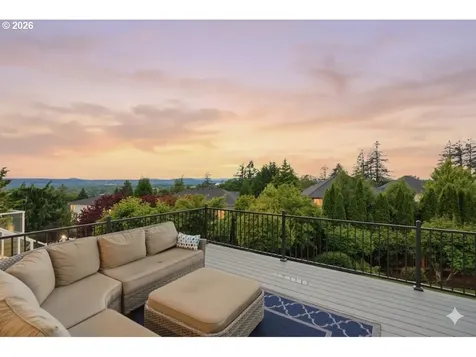 5237 NW Fernridge Drive Camas WA 98607
