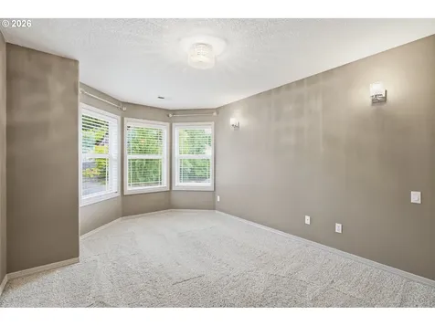 5237 NW Fernridge Drive Camas WA 98607