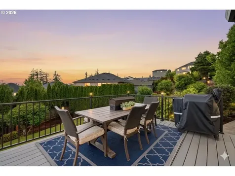 5237 NW Fernridge Drive Camas WA 98607