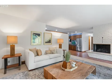 12385 SW 106th Drive Portland OR 97223