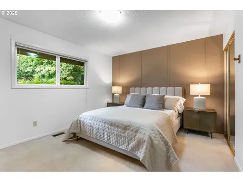 12385 SW 106th Drive Portland OR 97223