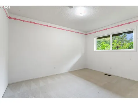 12385 SW 106th Drive Portland OR 97223