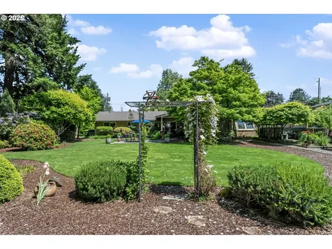 12385 SW 106th Drive Portland OR 97223