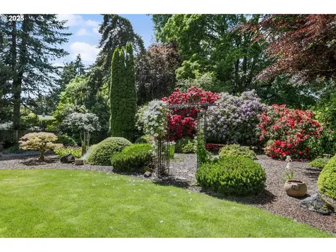 12385 SW 106th Drive Portland OR 97223