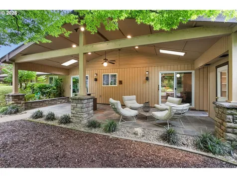 12385 SW 106th Drive Portland OR 97223
