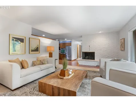 12385 SW 106th Drive Portland OR 97223