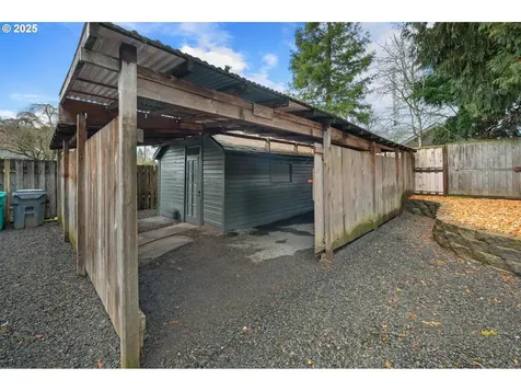 7430 N Newell Avenue Portland OR 97203