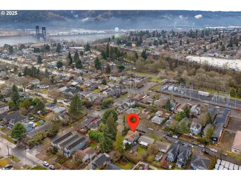 7430 N Newell Avenue Portland OR 97203