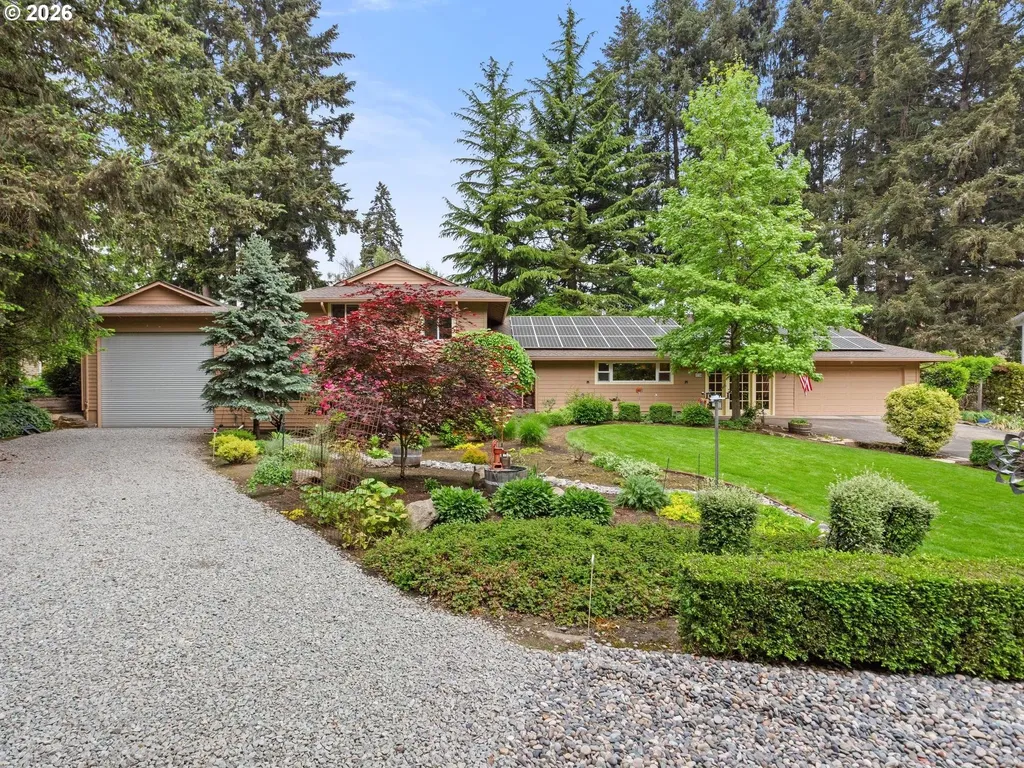 1714 NW 109th Street Vancouver WA 98685