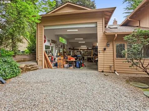 1714 NW 109th Street Vancouver WA 98685