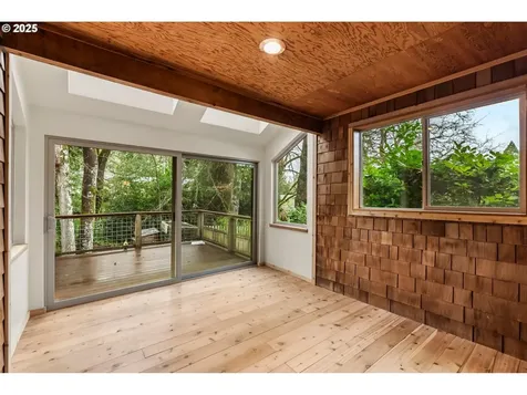3960 Hilyard Street Eugene OR 97405