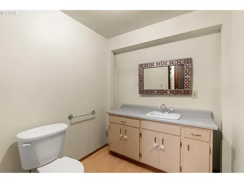 3960 Hilyard Street Eugene OR 97405