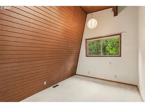 3960 Hilyard Street Eugene OR 97405