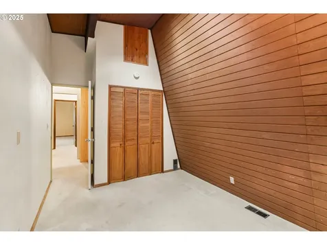 3960 Hilyard Street Eugene OR 97405