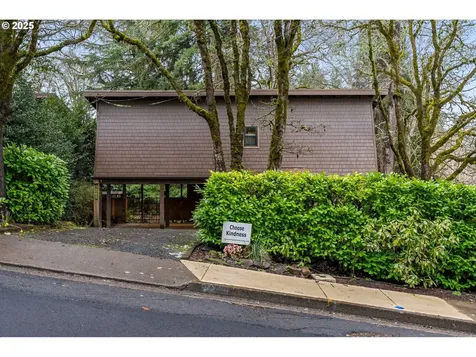 3960 Hilyard Street Eugene OR 97405